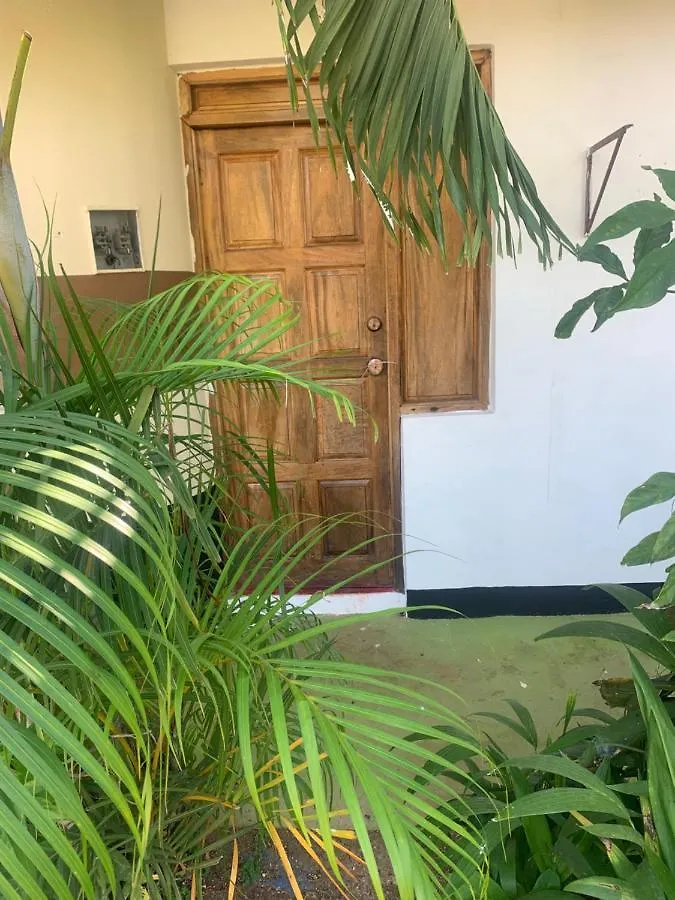Skipper'S Beach Villa Negril Affittacamere
